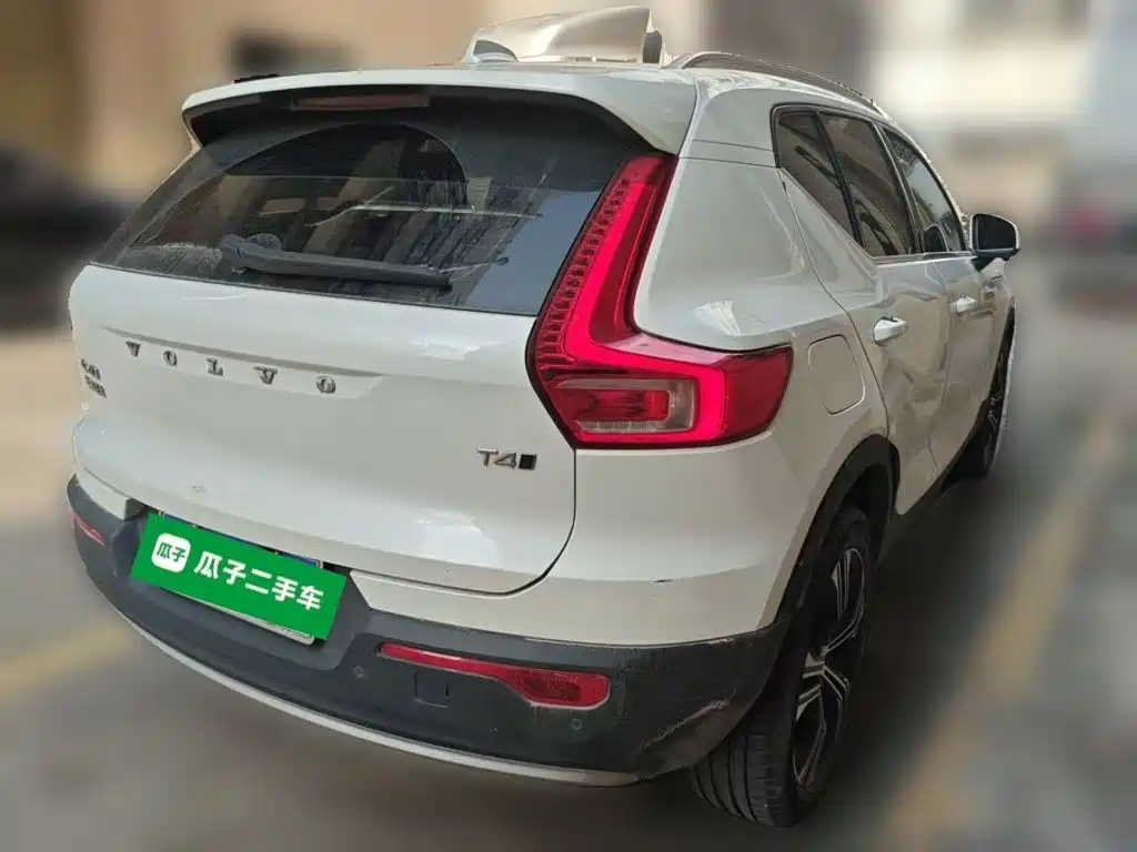 Volvo XC40 — миниатюра 6