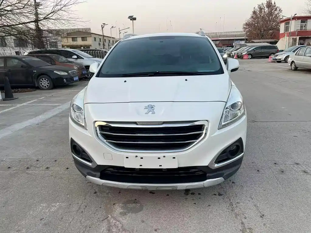 Peugeot 3008 2015 2.0L AT