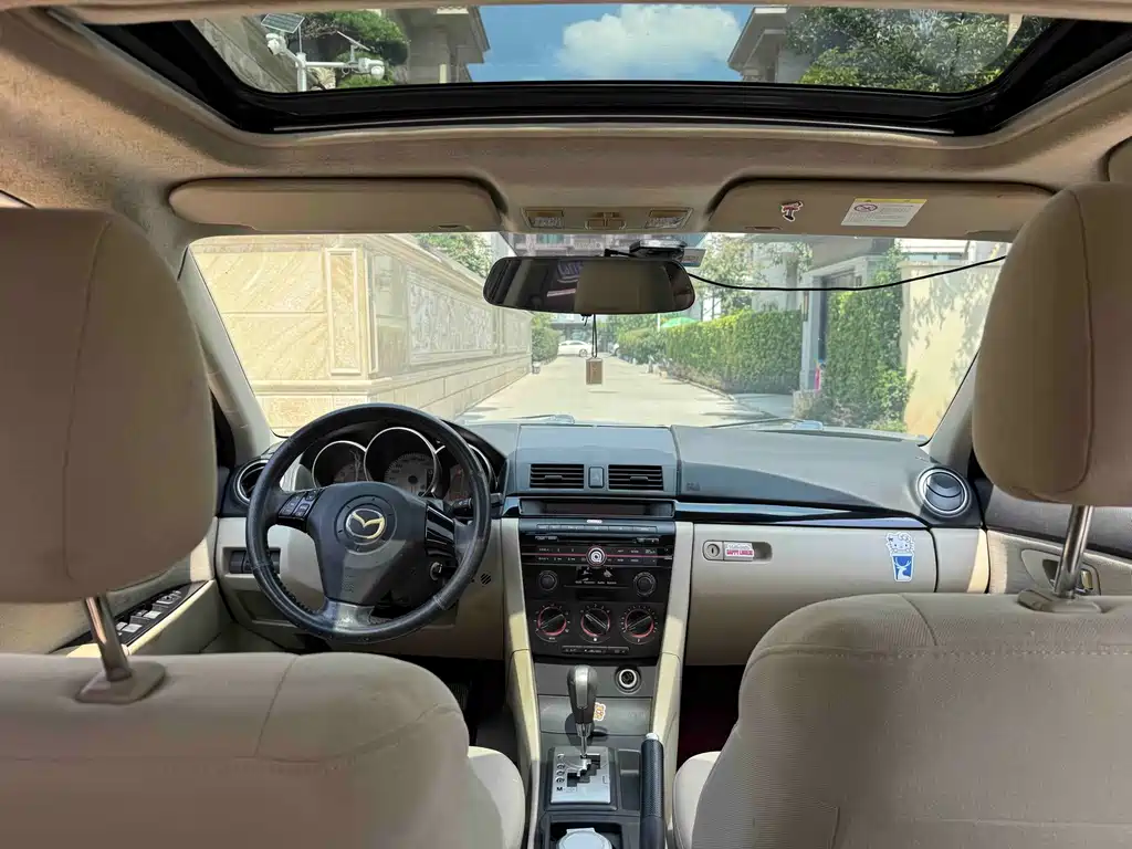Mazda 3 — миниатюра 5
