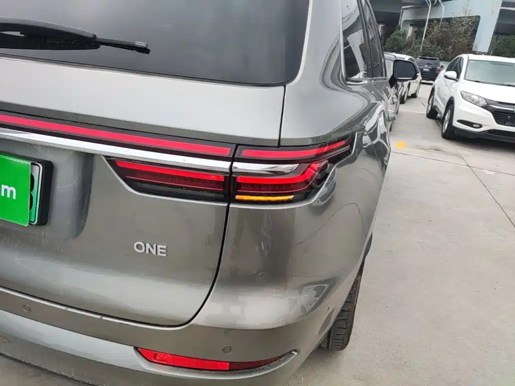 Li Auto Li ONE — миниатюра 8