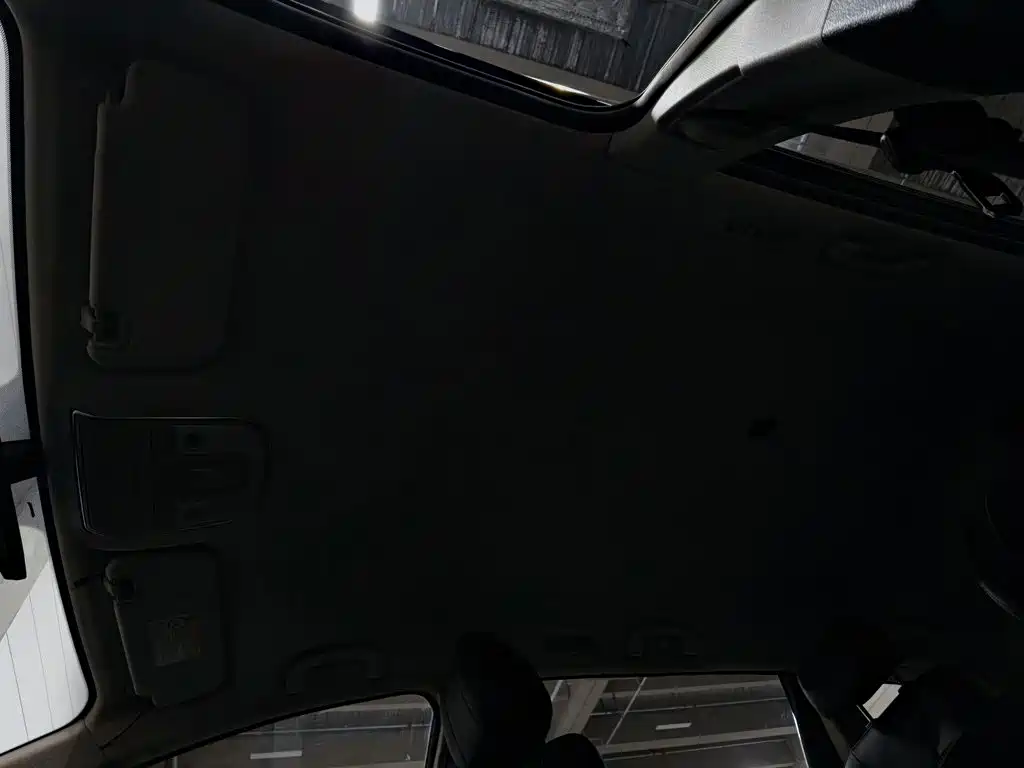 BYD MAX — миниатюра 14