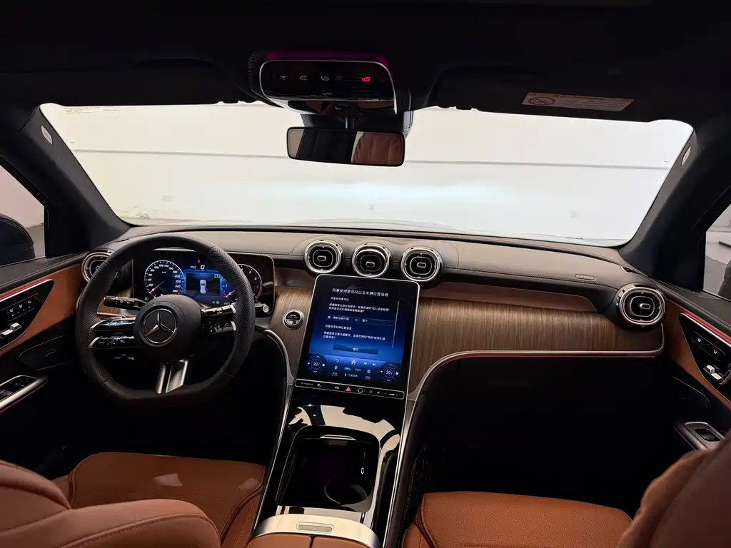 Mercedes-Benz GLC — миниатюра 13