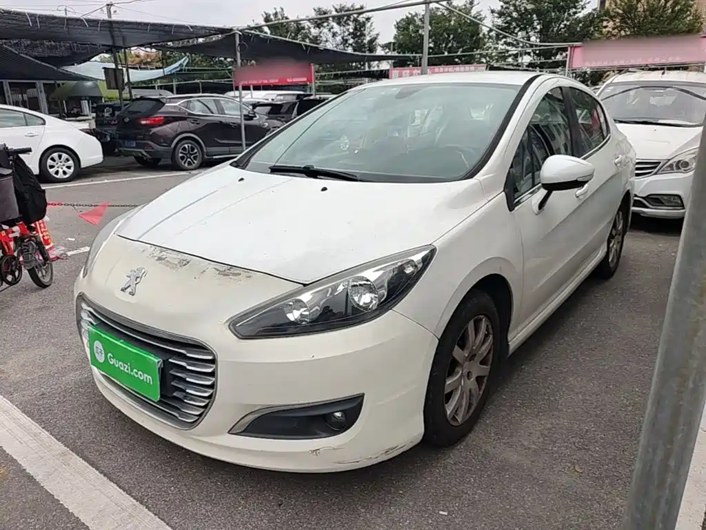 Peugeot 308 — миниатюра 2
