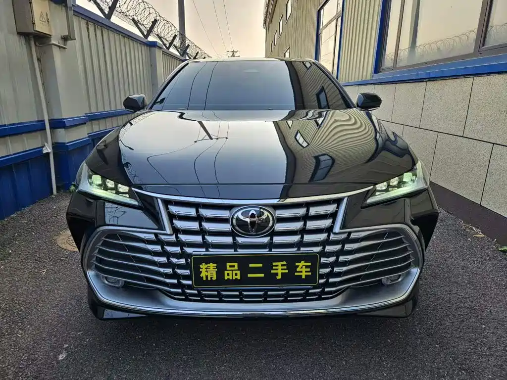 Toyota Avalon — миниатюра 9
