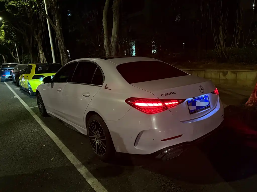 MERCEDES-BENZ C CLASS