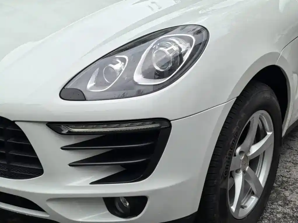 Porsche Macan — миниатюра 2