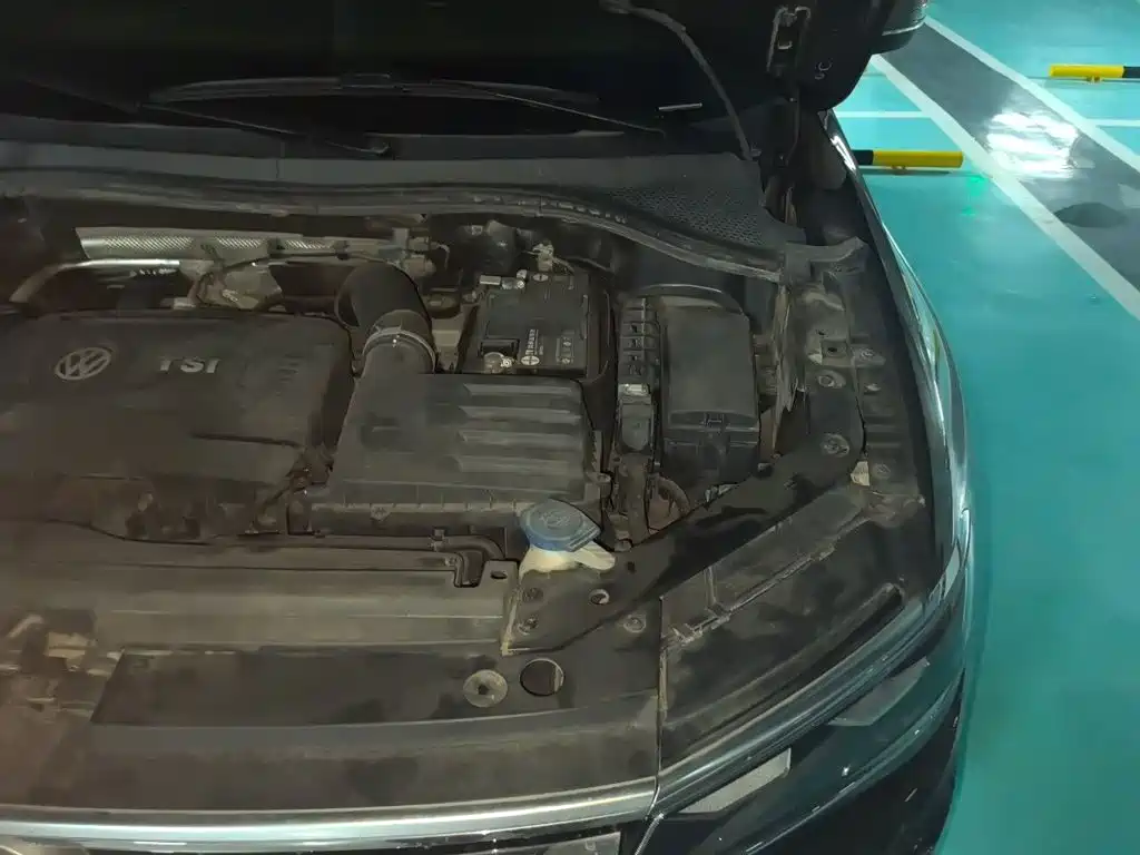 Volkswagen Tiguan L — миниатюра 20