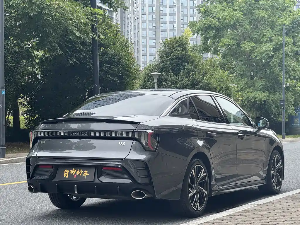 Lynk & Co 03 — миниатюра 20