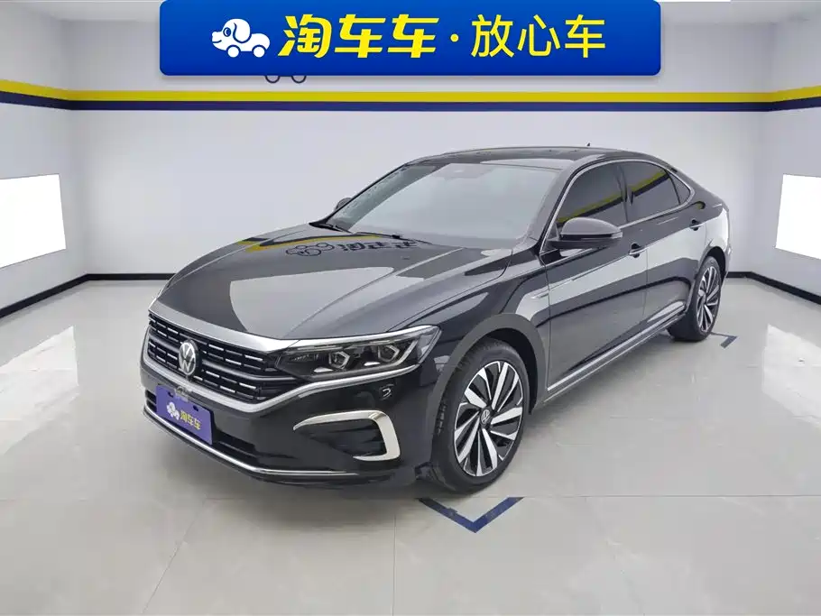 Volkswagen Passat 2023