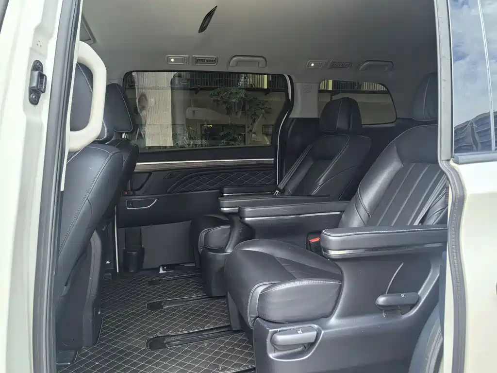 GAC Motor Trumpchi M8 — миниатюра 8