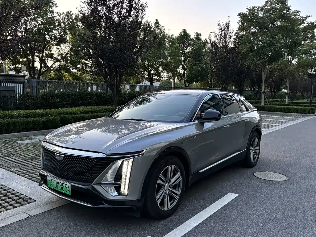 Cadillac Lyriq — миниатюра 7