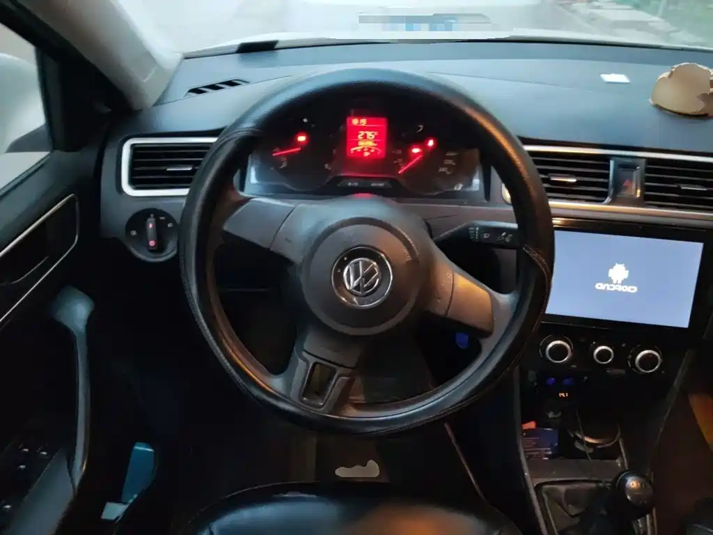 Volkswagen Santana — миниатюра 11