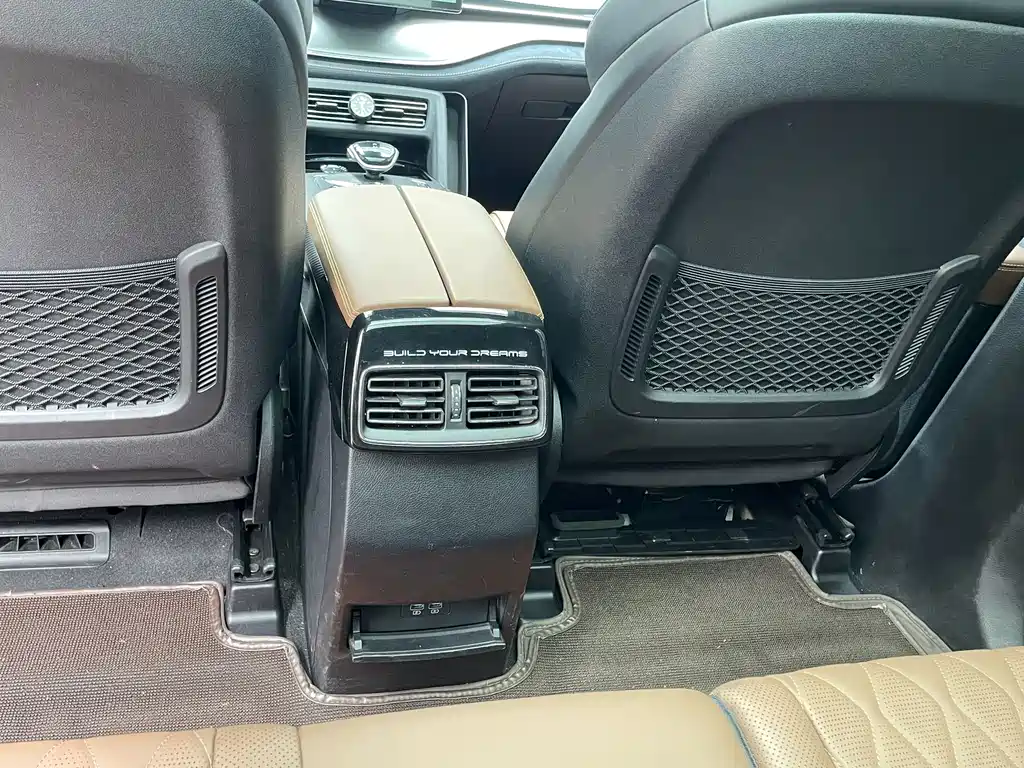 BYD Tang New Energy — миниатюра 8