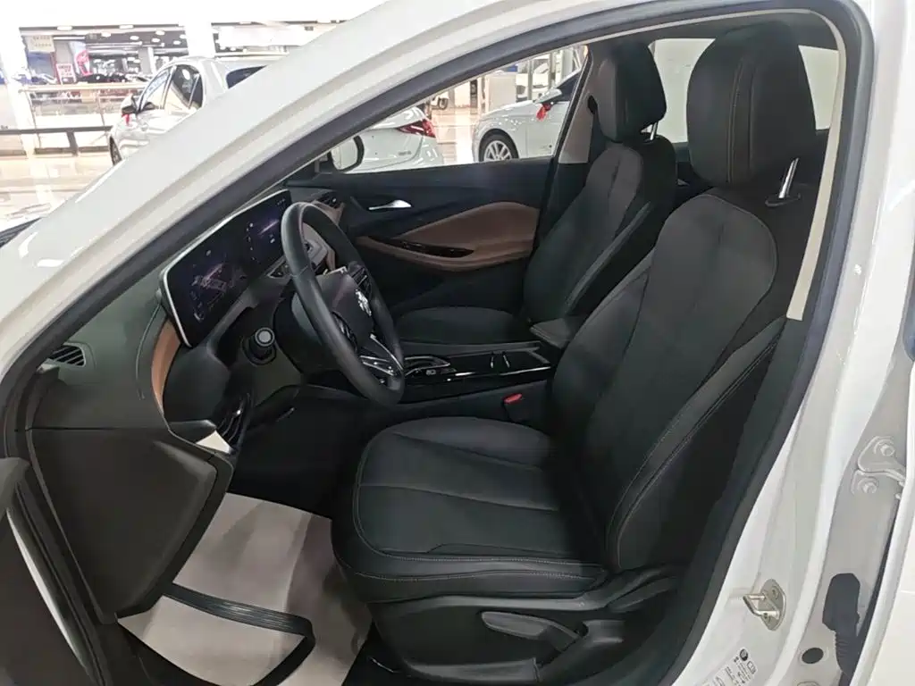 Buick Verano — миниатюра 15