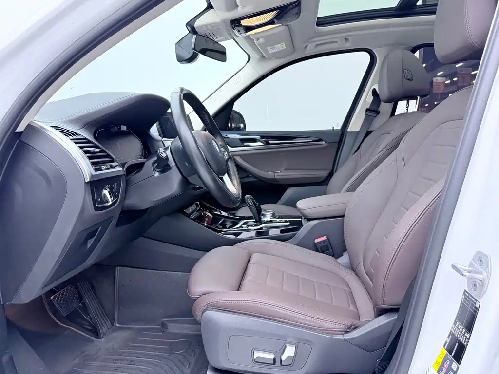 BMW iX3 — миниатюра 4