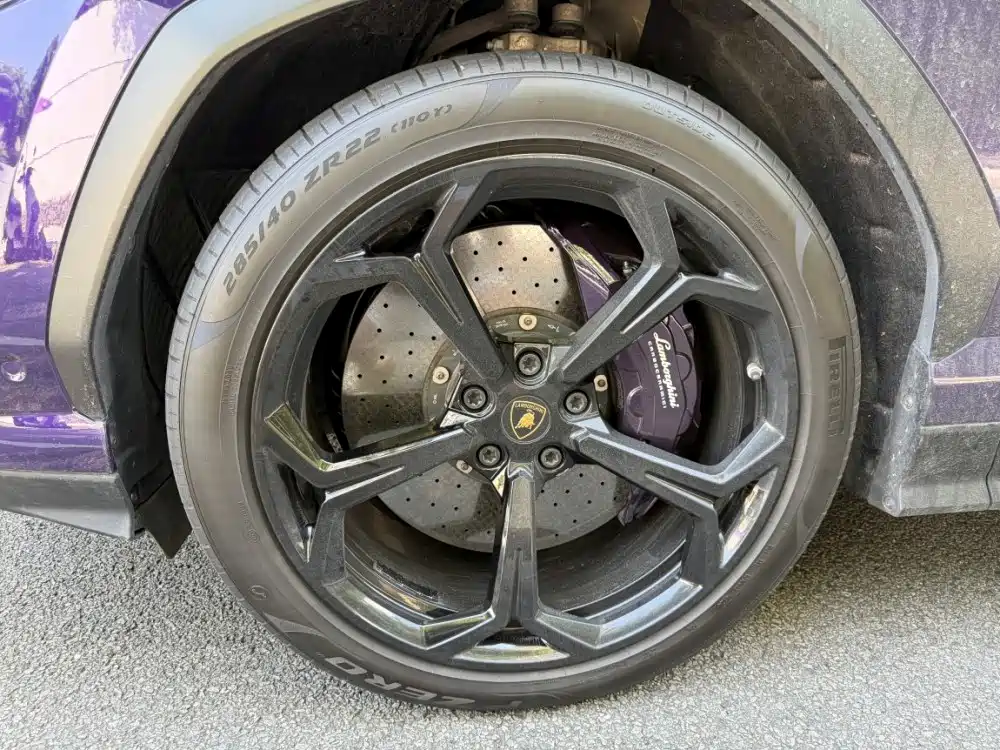 Lamborghini Urus — миниатюра 9