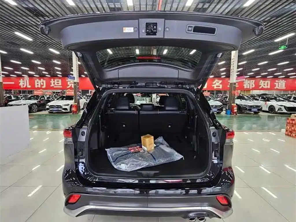 Toyota Crown Kluger 2024 2.5L HEV Luxury