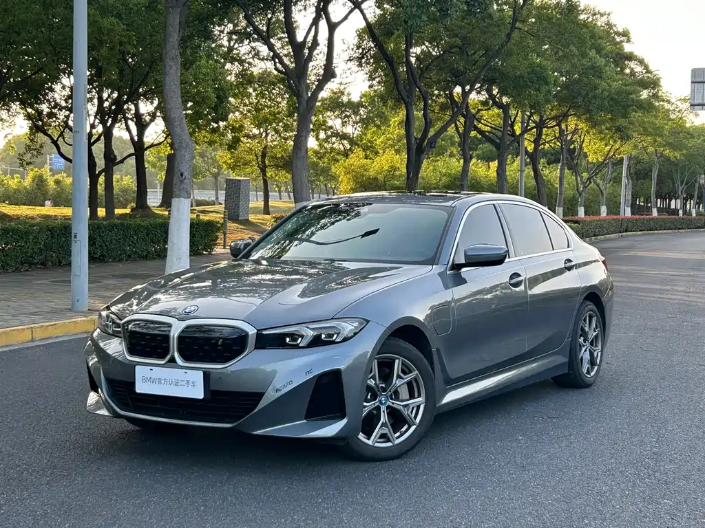 BMW i3 2022