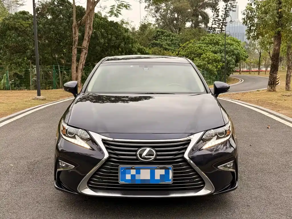 Lexus ES 2015 200 Elite