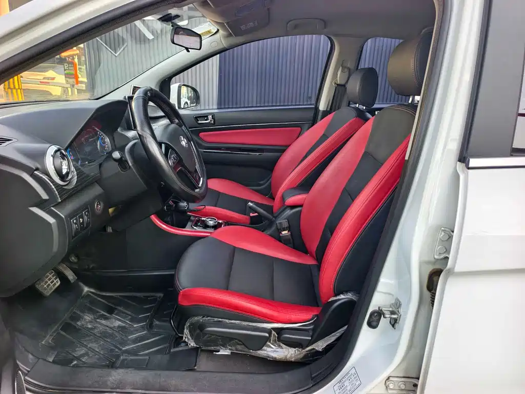 BAIC New Energy EX — миниатюра 12