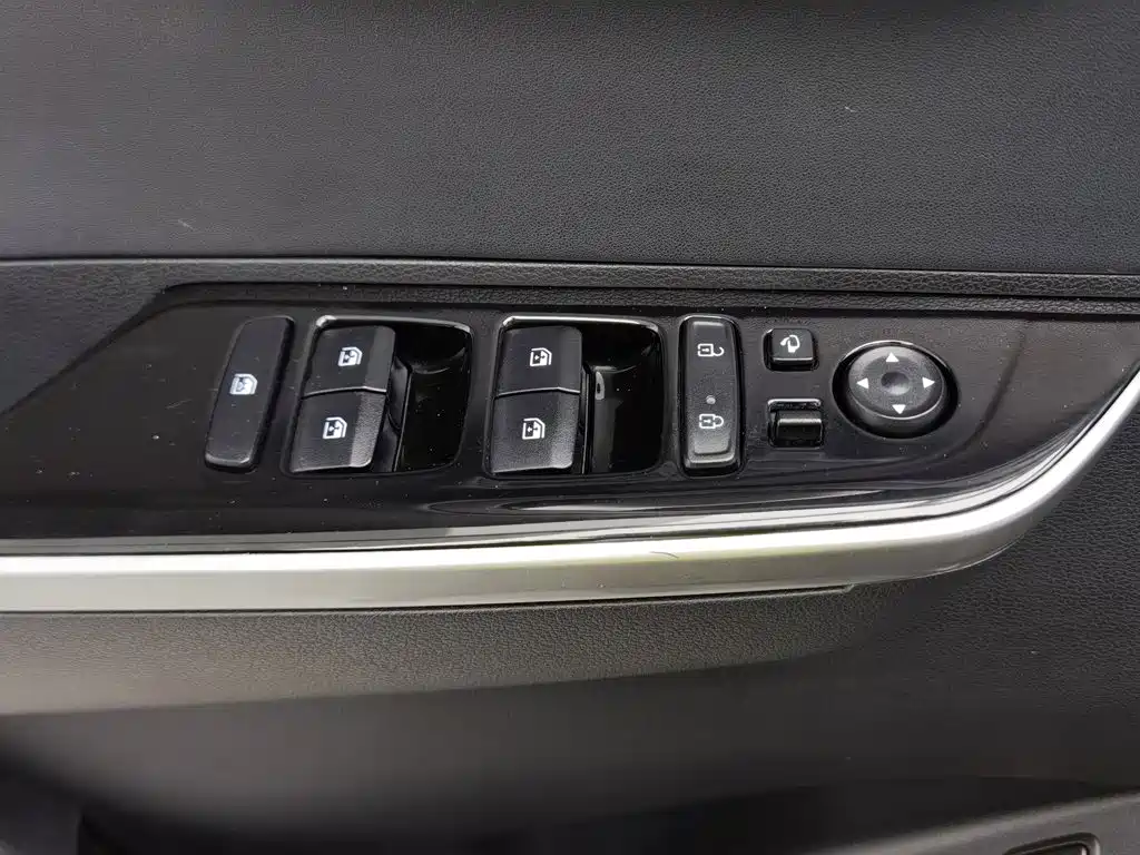Hyundai Custo — миниатюра 9