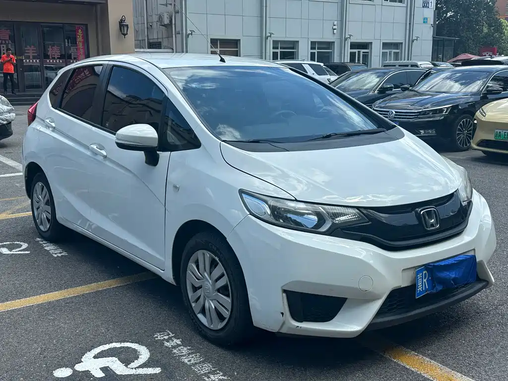 Honda Fit — миниатюра 2