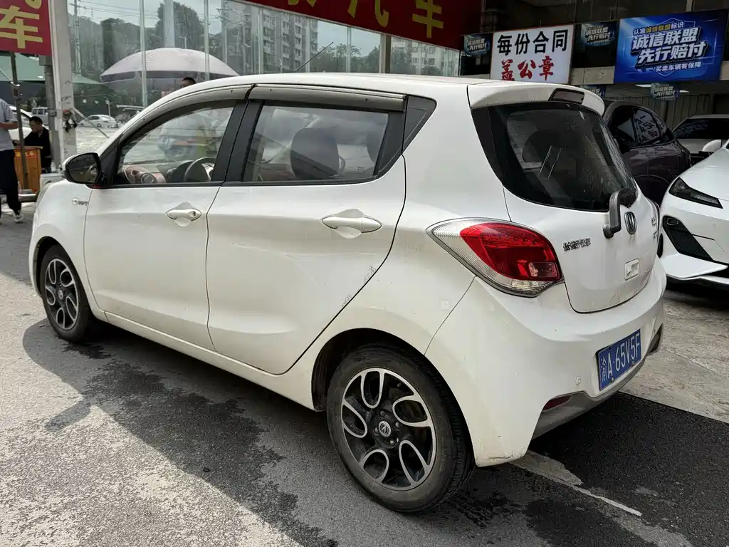Changan BenBen — миниатюра 9