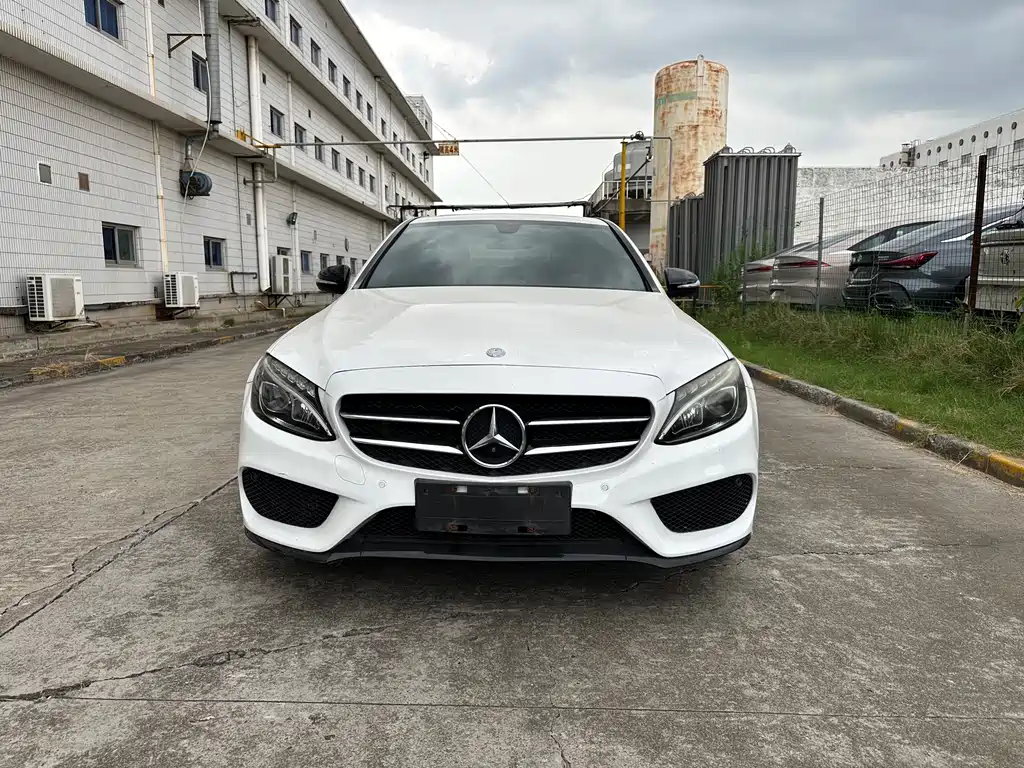 Mercedes-Benz C-Class — миниатюра 3