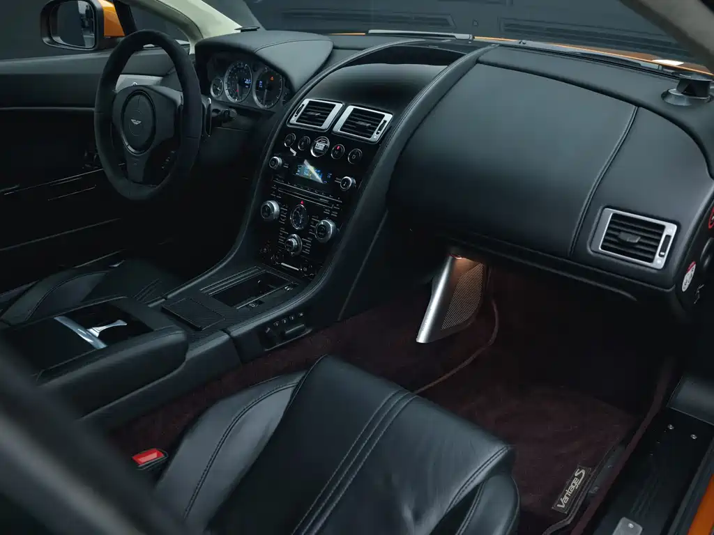 Aston Martin V8 Vantage 2012 4.7L S Coupe
