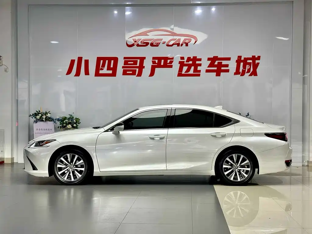 Lexus ES — миниатюра 2