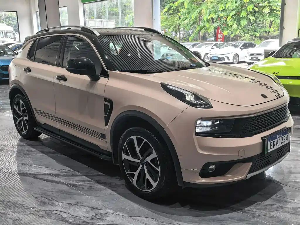 Lynk & Co 01 EM-P — миниатюра 3