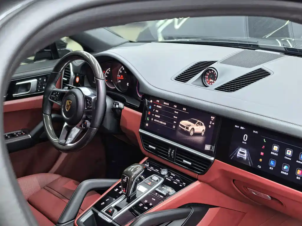 Porsche Cayenne — миниатюра 25