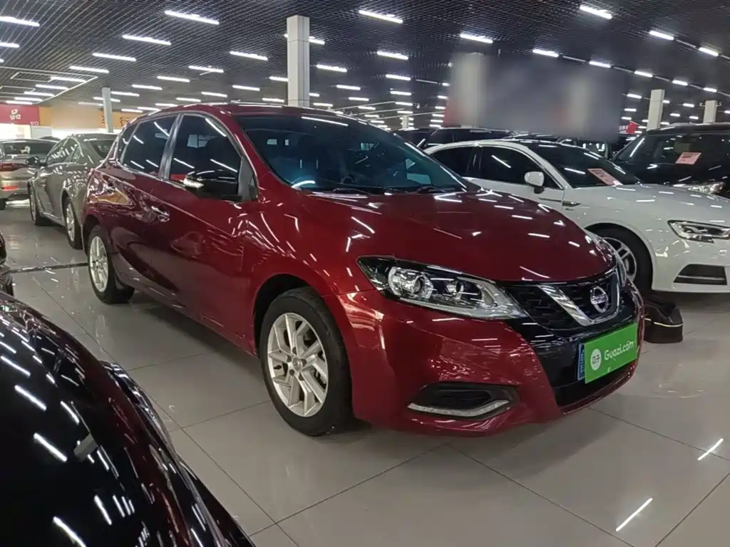 Nissan Tiida — миниатюра 4