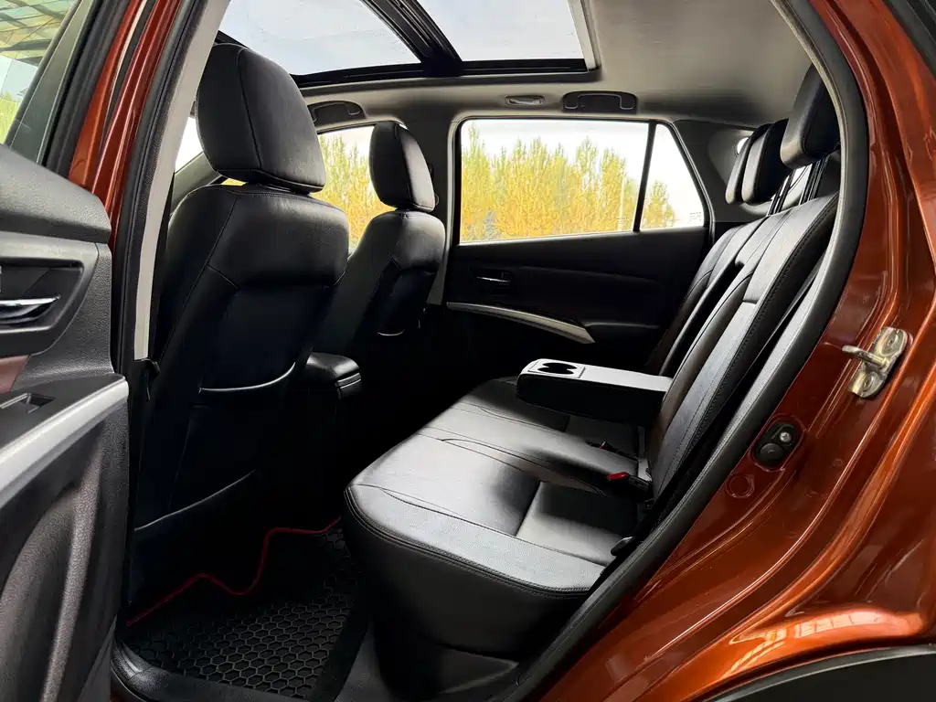 Suzuki Vitara — миниатюра 25