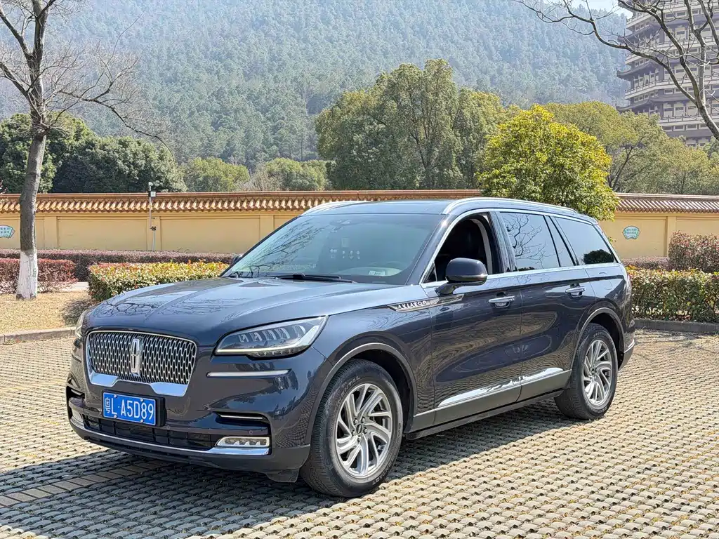 Lincoln Aviator 2021