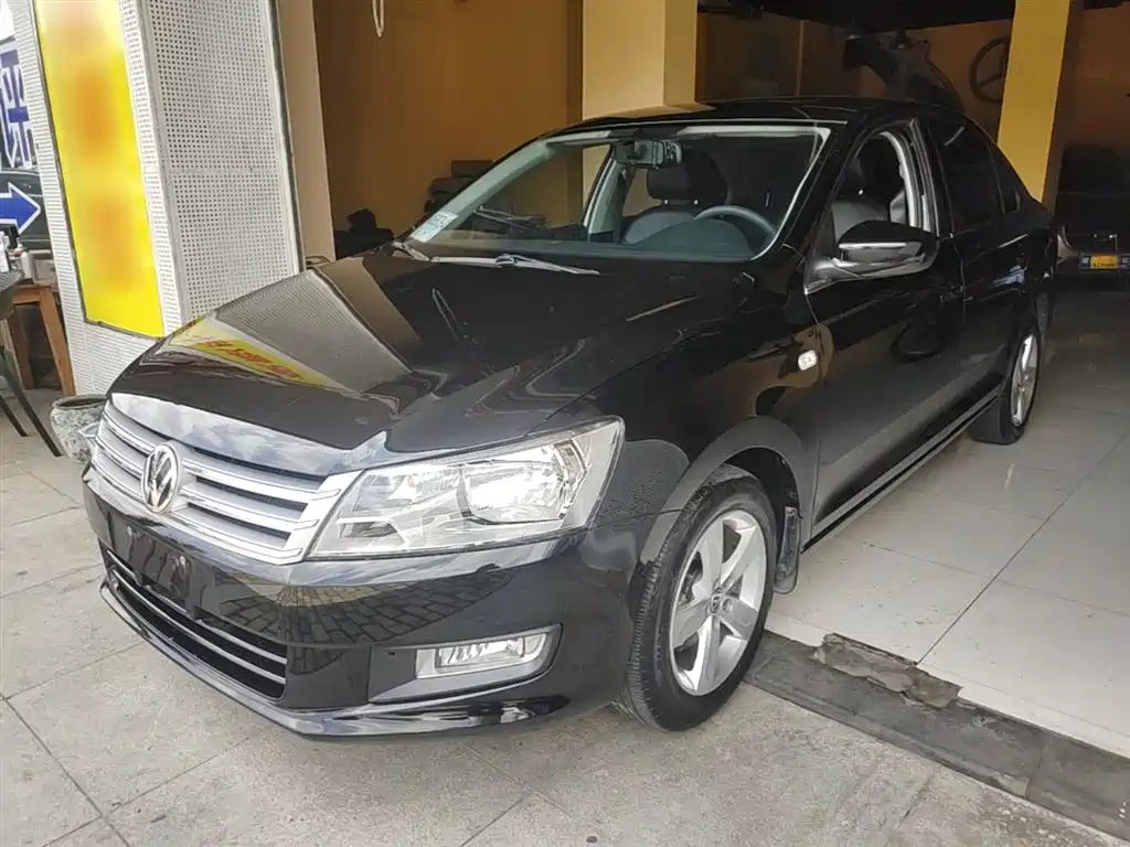 Volkswagen Santana 2014