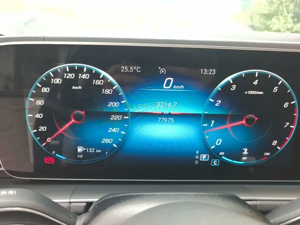 Mercedes-Benz GLE (Import) — миниатюра 12