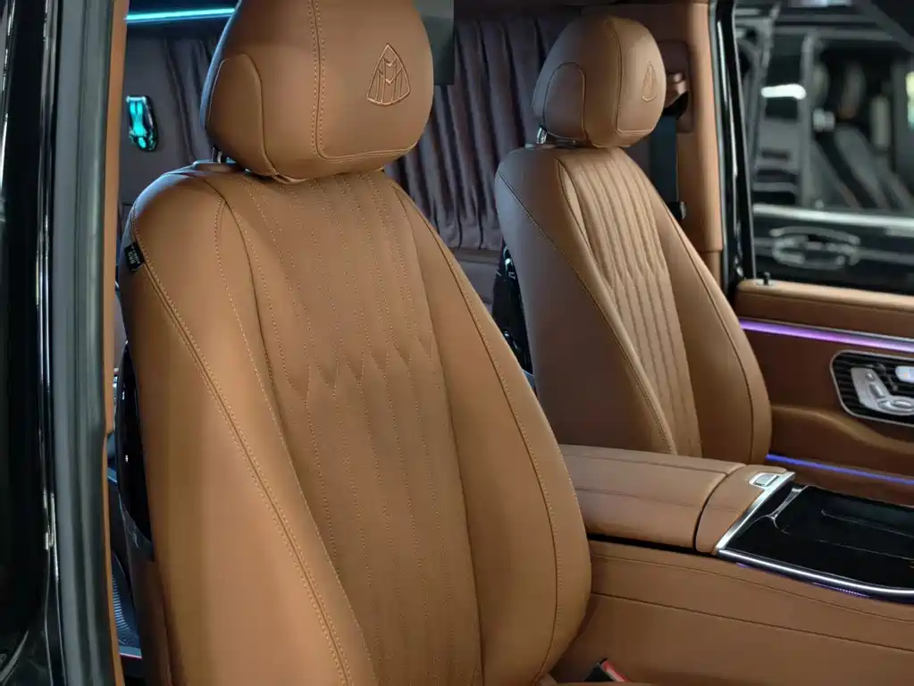 Mercedes-Benz Vito 2024 2.0T Elite 7 мест