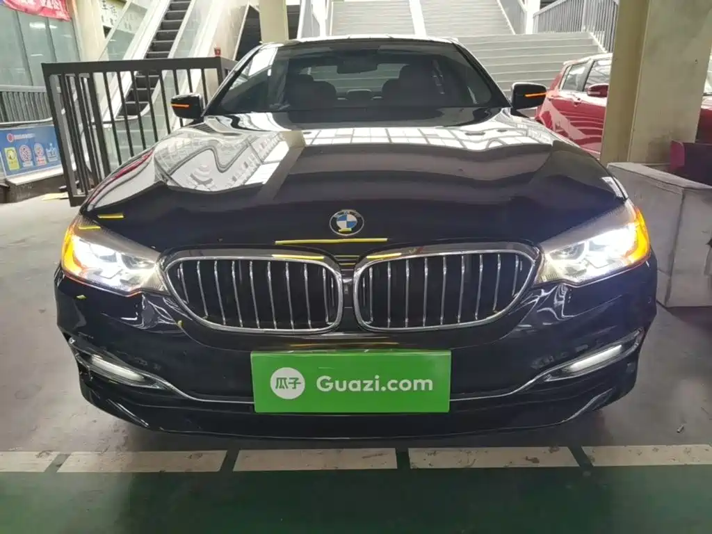 BMW 5 Series — миниатюра 3