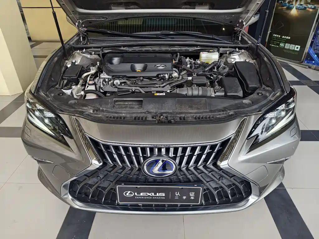 Lexus ES — миниатюра 7