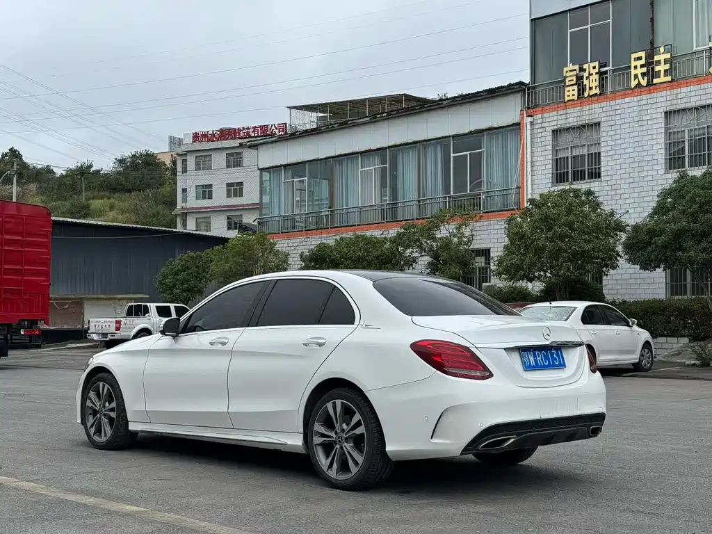 MERCEDES-BENZ C CLASS