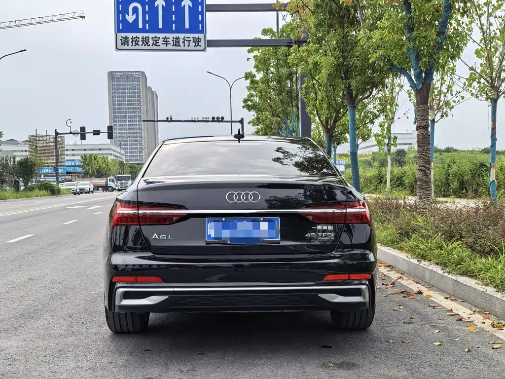 Audi A6L — миниатюра 8