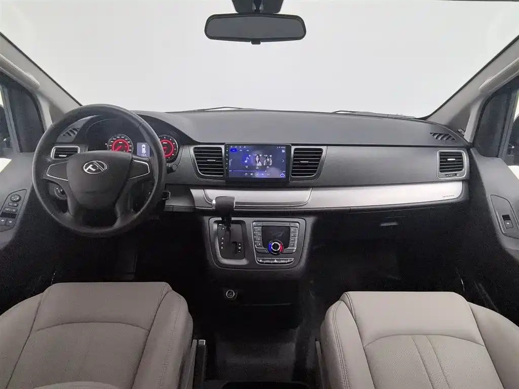 SAIC MAXUS CHASE G10