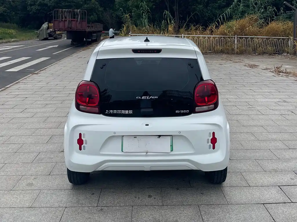 Roewe Clever — миниатюра 4