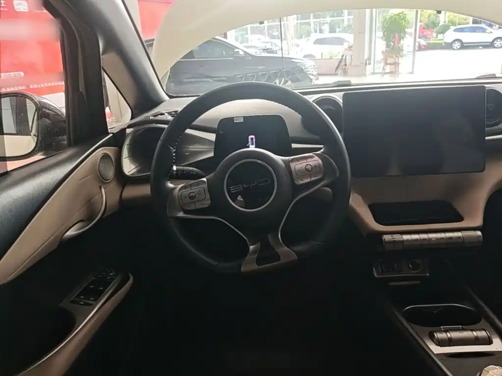 BYD Dolphin — миниатюра 11