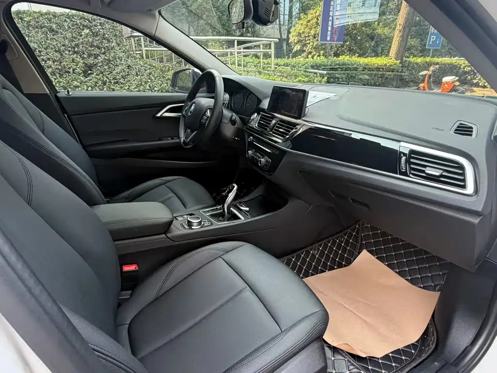 BMW 1 Series — миниатюра 6