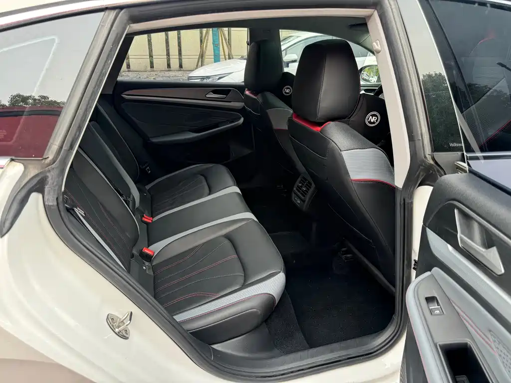 Volkswagen Lamando 2023 L 280TSI DSG
