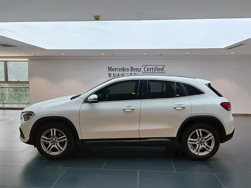 Mercedes-Benz GLA 2023 GLA 200