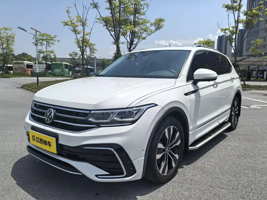 Volkswagen Tiguan L 2022