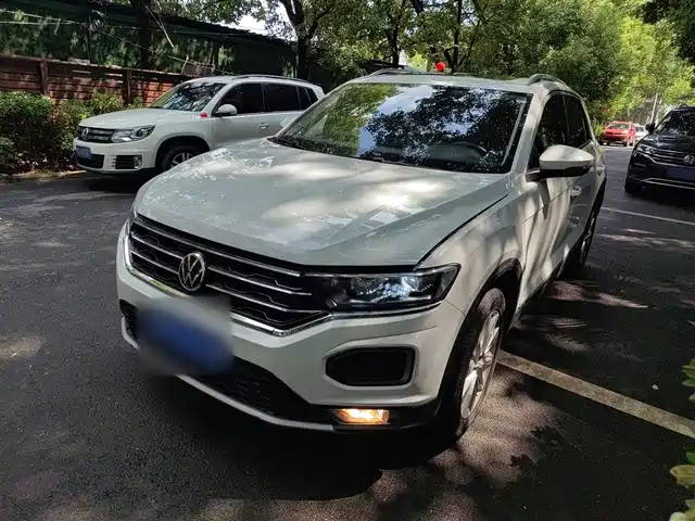 VOLKSWAGEN T ROC EXPLORING SONGS